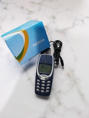 Nokia 3310 – (Unlocked) 2G – 16 MB – Blue – Rare Cellphone -For collectors