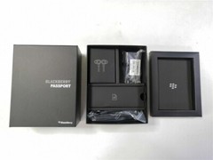 BlackBerry Passport Q30 (SQW100-1) 32GB+3GB Black Unlocked Smartphone