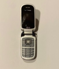 LG VX8360 Black & Blue ( Verizon ) Cellular Flip Phone Working W/Box & Manual