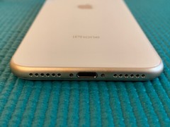 Apple iPhone 8 64GB Unlocked Smartphone – Gold A1863 (CDMA + GSM)