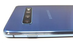 Samsung Galaxy S10 SM-G973U – 128GB – Prism Blue Fully Unlocked B+