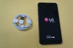 LG ESCAPE PLUS X320CM 8GB – GRAY (Cricket) FREE BUNDLE & SHIPPING