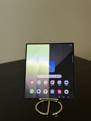 samsung z fold 6 512gb unlocked (Inner Screen Issue)