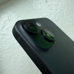 Apple iPhone 15 – 256 GB – Black (Unlocked)