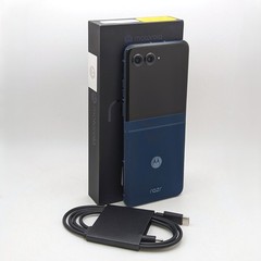 Motorola Razr (2025) XT2553-3 256GB | PANTONE Gibraltar Sea | SPECTRUM ONLY