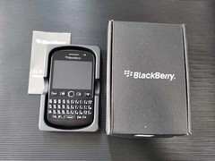 BlackBerry 9720 3G WIFI 5MP Camera FM Radio GPS Unlocked Cellphone GIFT XMAS