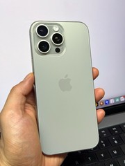 Apple iPhone 16 Pro Max Factory Unlocked 256GB Natural Titanium (Scratches) 4649