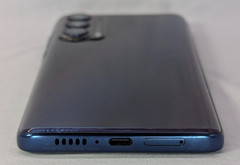 Motorola XT2141 Moto Edge 5G 2021 256GB Blue (Unlocked) Smartphone – Very Good
