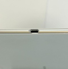SONY Xperia Z4 tablet SGP712JP White Wi-Fi Model Tested Working Used