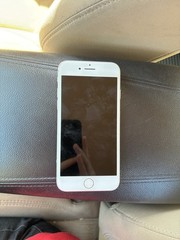 Apple iPhone 8 64GB White Bar Smartphone 12MP Rear Camera Apple iPhone
