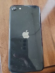 Apple iPhone XR – 128 GB – Black (Unlocked)