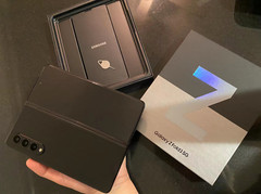 Samsung Galaxy Z Fold3 5G SM-F926U 512GB