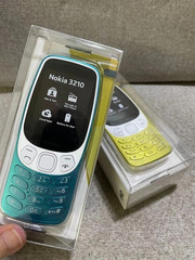 Nokia 3210 4G Dual-SIM 128MB+64MP Unlocked Classic Mobile Phone New Sealed
