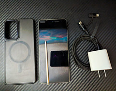 Moto G Stylus (2024) 128GB Unlocked (has charging port issue) read disc