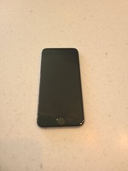 Apple iPhone 6s – 16GB – Space Gray (Unlocked) A1688 (CDMA + GSM)