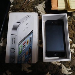 iPhone 4 Black For Parts unlocked worked last time had it charged up. Verizon