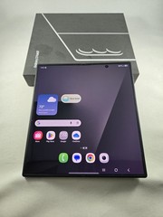 Samsung Galaxy Z Fold 7 – 512GB (Carrier Unlocked) Black 12GB RAM