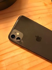 Apple iPhone 11 64 GB – Black (Unlocked – Excellent)