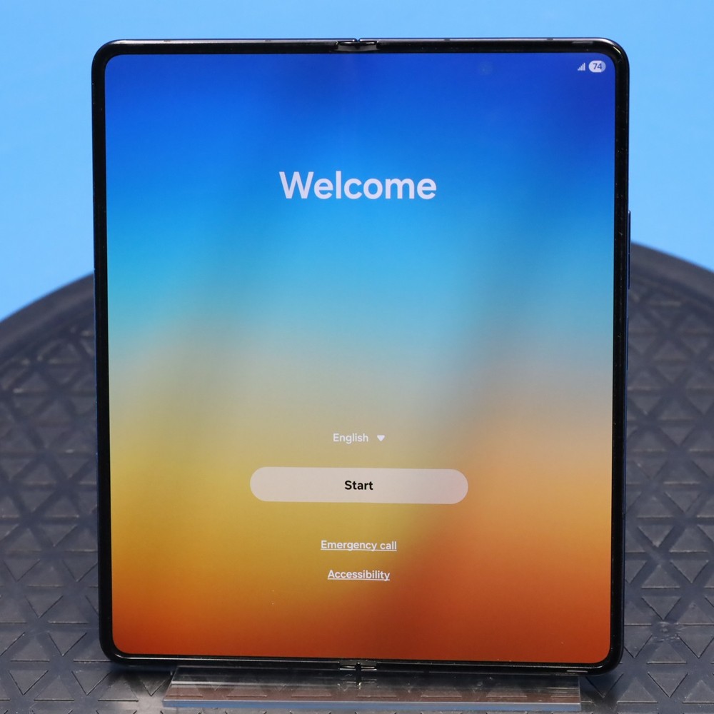 Samsung Galaxy Z Fold5 – 512 GB – Phantom Black (Unlocked)