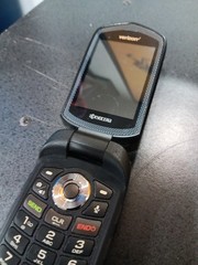 Kyocera DuraXV E4610 Contractor Flip Phone Verizon Heavy Duty