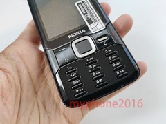 Nokia N82 – 128 MB – 2.4″ 5MP (Unlocked) Smartphone