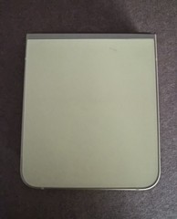 Samsung Galaxy Z Flip 6 256GB Yellow (CLARO) Excellent MINT Condition