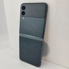 Samsung Galaxy Z Flip 3 – SM-F711U – Unlocked 128GB Green *PARTS: SPOTS/BAD MIC