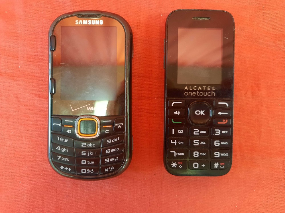 Lot Of 2 Cell Phones Samsung Intensity II Alcatel One Touch Cellphones 0376
