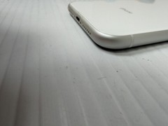 Apple iPhone XR – 64 GB – White (Unlocked) Good Condition with Box And PowerCord