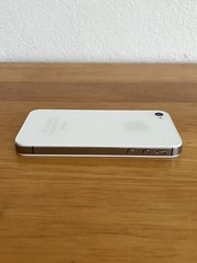 Apple iPhone 4s – 8GB – White (Verizon) Model A1387 (CDMA + GSM) *g5j*