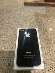 Apple iPhone 4S 16GB Black A1387 3.5in 8MP GSM w/ Original Box
