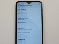 Samsung Galaxy A10 (SM-A105M/DS) 32GB (GSM Unlocked) Dual SIM – CRACKED – H8339