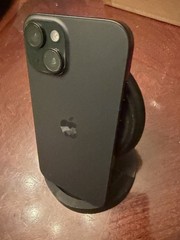 Apple iPhone 15 256GB, Black, Unlocked, 87% Battery Health