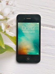 90%N ew Apple iPhone 4s 8/16/32/64GB Black/White Factory UNLOCKED rare ios 6