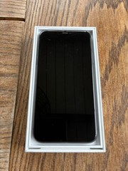 Apple iPhone 11 – 64 GB – Black (Unlocked)