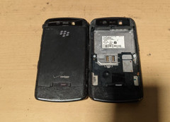 Lot of 2 Blackberry Storm 9530 – READ DESCRIPTION!!!