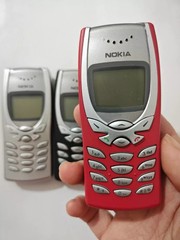 Nokia 8250 GSM 900 / 1800 Mobile Classic Unlocked Cellphone 1 Year warranty