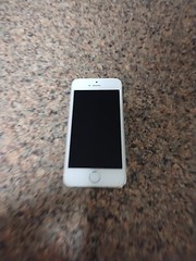 Apple iPhone 5s – 16 GB – Silver (AT&T) (Single SIM)