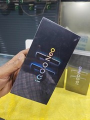 VIVO iQOO Neo11 12GB+256GB Gaming Phone Snapdragon 8 Elite. 2K Screen.US Seller