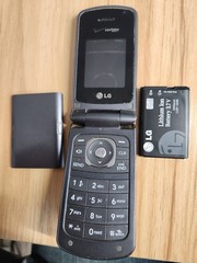 LG VX5500 – Black & Grey Cellular Flip Phone NOT Tested