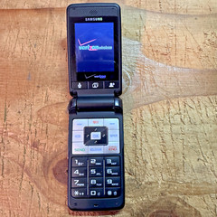 Samsung SCH-U320 Flip Phone (Verizon) – Works Well Holds Charge