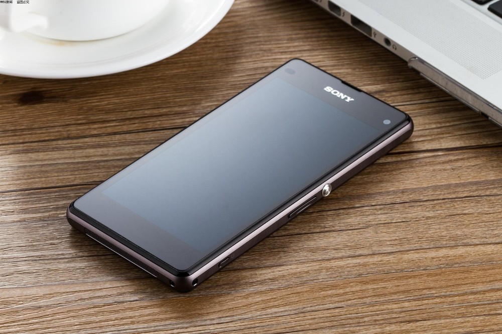 Sony Xperia Z1 Compact D5503 4G/3G Wifi NFC Original Unlocked Smartphone