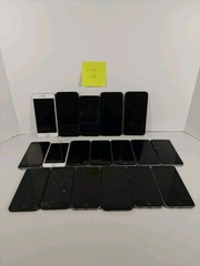 Lot Of 18 iPhones FOR PARTS Broken Various Models No Power Broken Screens