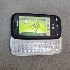 LG Cosmos Touch VN270 Black Verizon Phone Powers On Works Read Y2K Collector