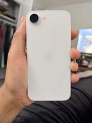 iPhone 17e – Straight Talk – White 256GB – Like N3w-