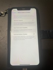 Iphone XR Red 64 GB (used) unlocked