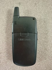 Lot of 4 Samsung Cell Phones SCH-U640 SCH-U680 SGH-C417 For Parts or Collectors