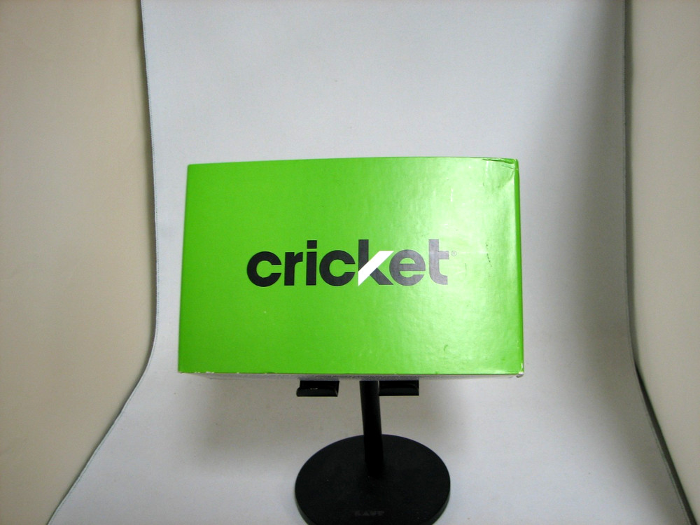 NIB!!CRICKET DEBUT S2 (U380ac)-32GB-Deep Navy-6.1 HD DISPLAY – Still Sealed!!