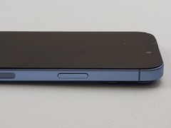 Apple iPhone 17 (A3258) 256GB – Blue (Unlocked) Smartphone – *DAMAGED* – H8676