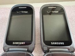 Lot of 4 Samsung Cell Phones SCH-U640 SCH-U680 SGH-C417 For Parts or Collectors